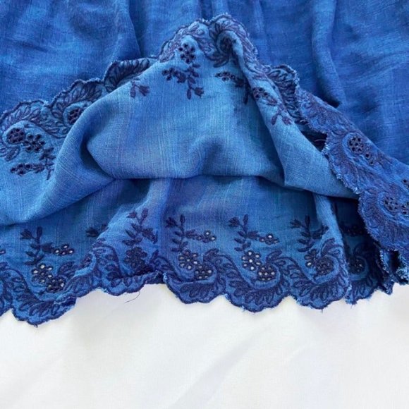 SOLD American Eagle Off Shoulder Blue Chambray Floral Eyelet Bell Sleeve Top S - Picture 8 of 11